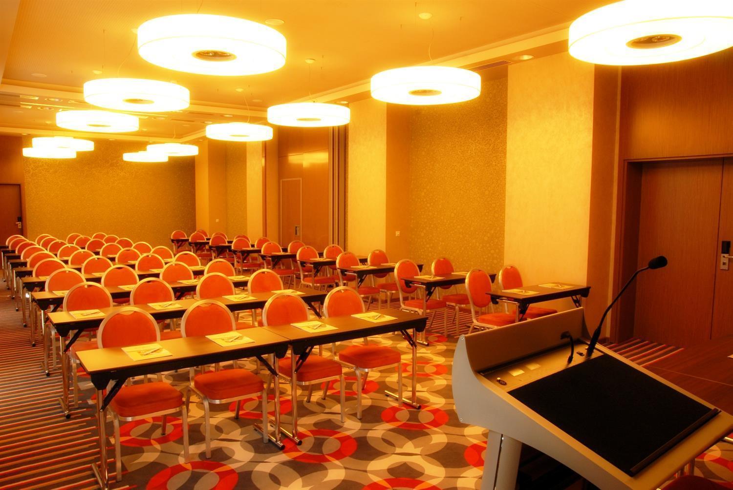 Golden Tulip Ana Dome Hotel Cluj-Napoca Exterior foto
